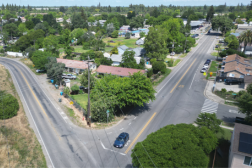 Linda Ave at Dunning Ave facing North